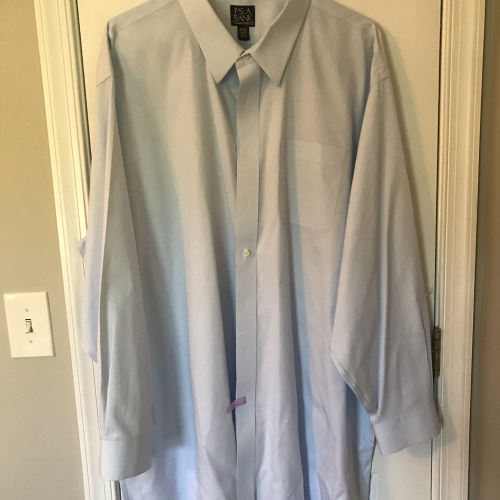 Travelers Collection.  Dress shirt.  Long length 20x36